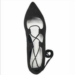 ⚡️🖤Tahari Ta-Evie Black Suede Lace-up Flats🖤⚡️